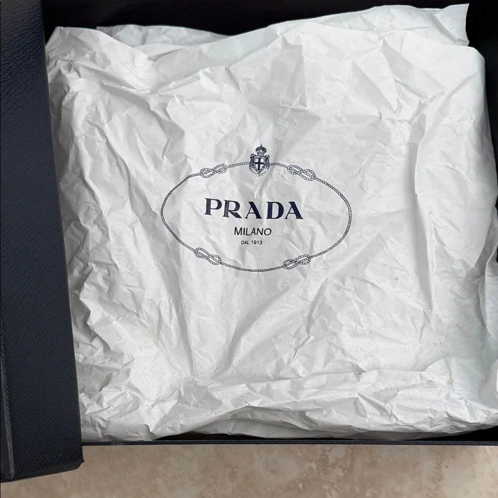 Prada Black Textured Box - Picture 3 of 4